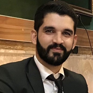میرزا پوریا tweet media