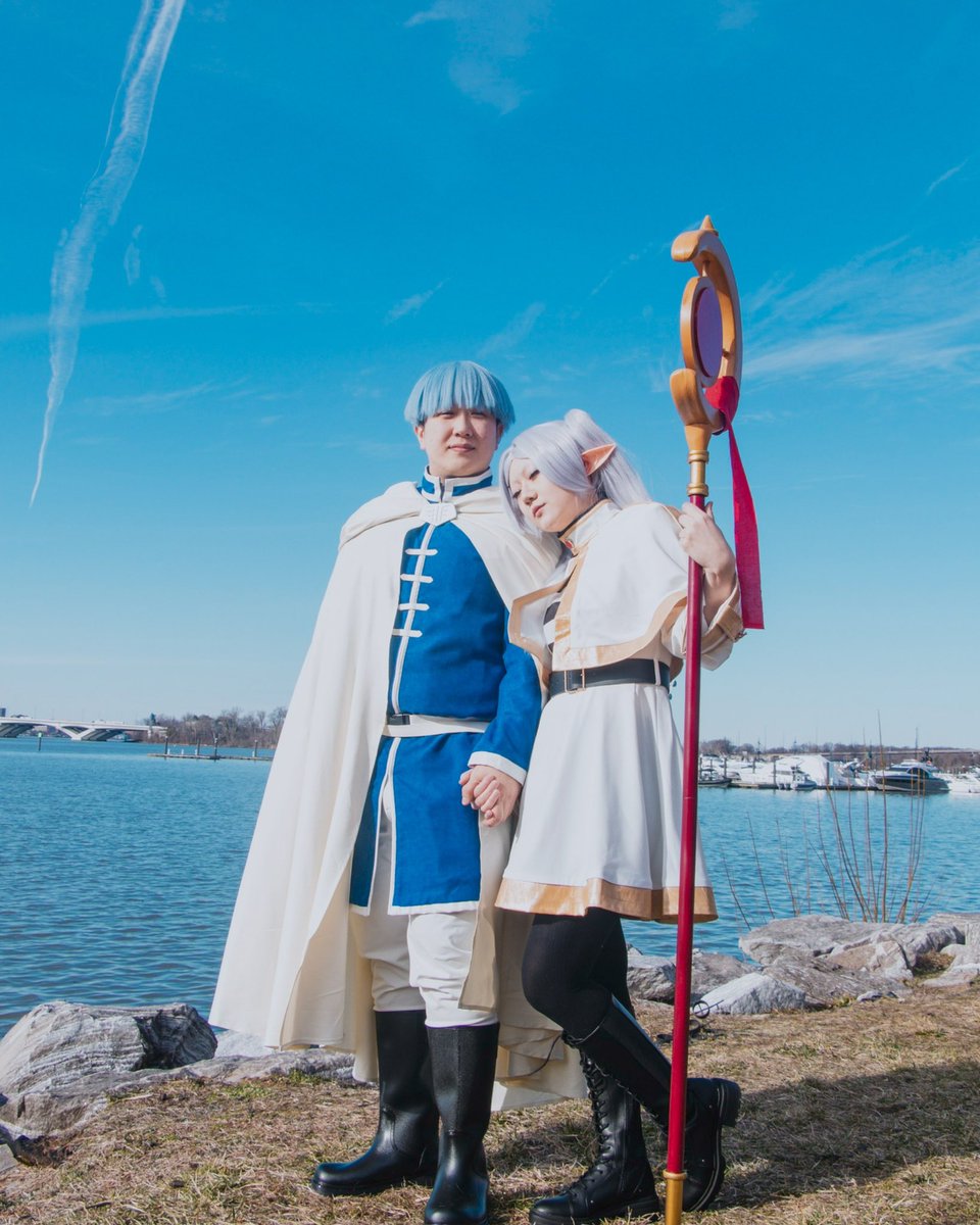 RD__Pro's tweet photo. The highlight of Katsucon this past weekend: Doing a surprise proposal and engagement shoot with friends! 

Frieren x Himmel is canon dammit. 

Congratulations! 

Himmel and Frieren found on: hyemtai (Instagram) 

@BasedLIDA you gotta see this!! 😭

#frieren #engaged #katsucon https://t.co/cplSeoLFxj