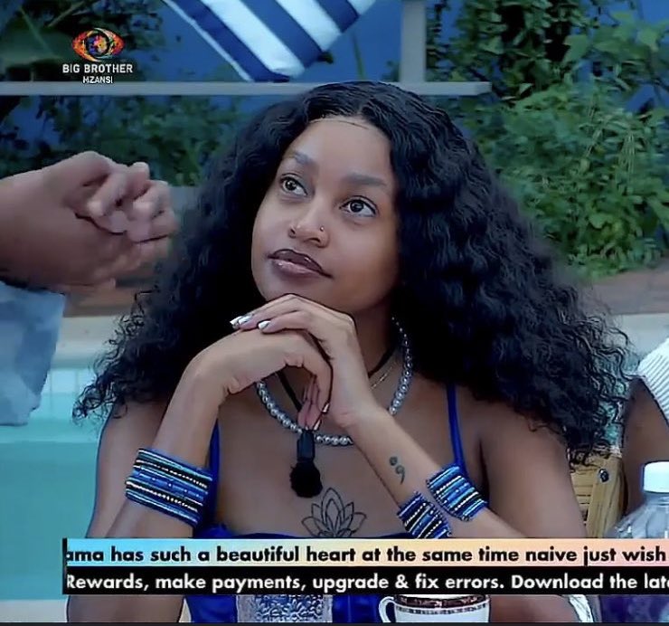 If you ever get to watch Zee's Diary sessions then you'd realize just how smart and egdy she is. She got this #BBMzansi on lock. She's really good for the R2M without a shadow of doubt so let's make it Happen. ZEE DOMINATORS worldwide call!