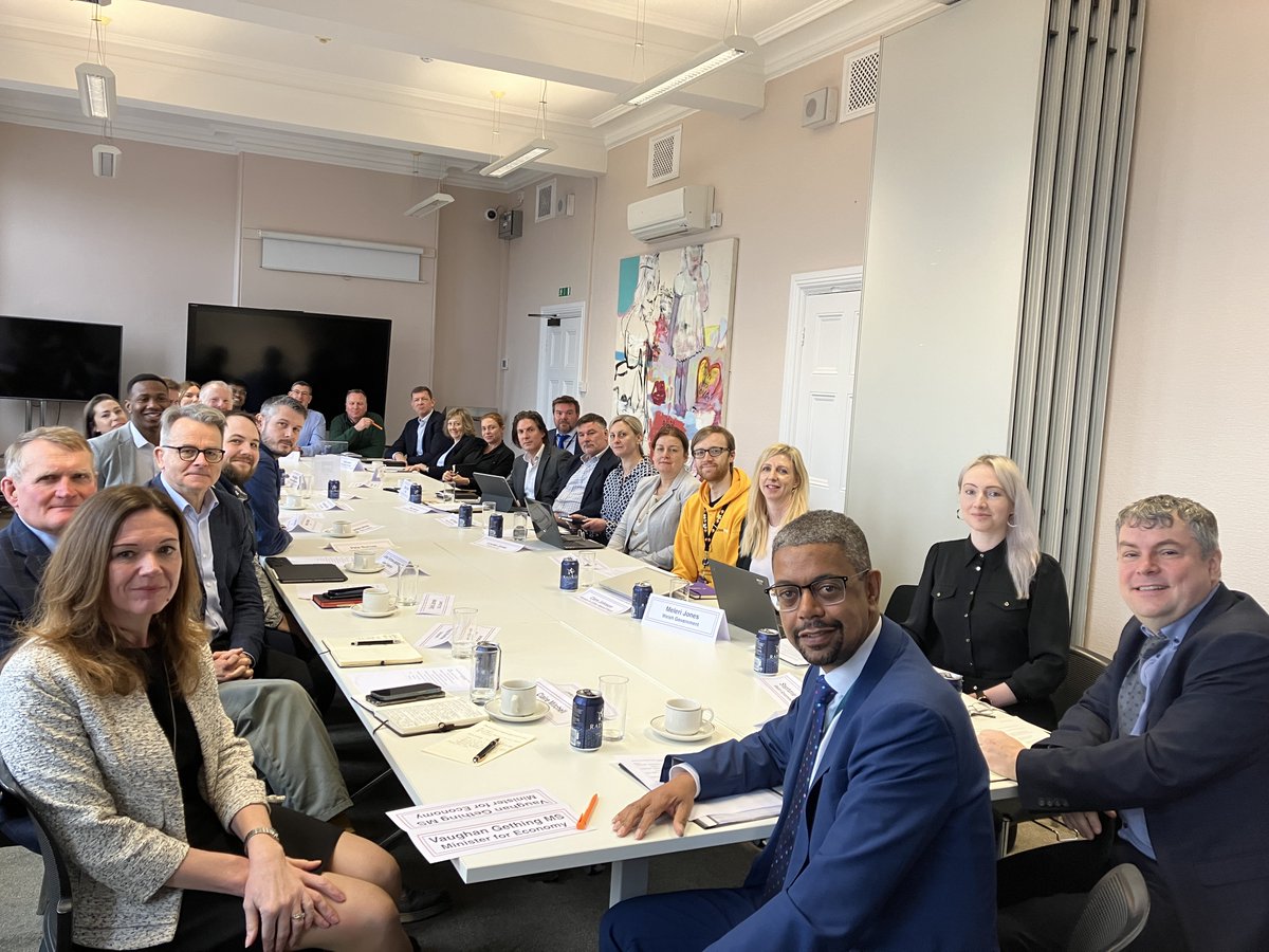 Useful meeting today which will help us progress the Cyber Action Plan for Wales. Thank you to all the industry representatives who have taken part in the cyber industry roundtable discussions over the last 6 months. twitter.com/WGEconomy/stat…