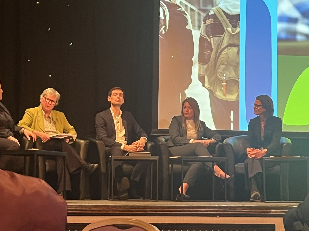 @DrVickyKemp warns #ChildFirst is not yet reaching police custody practice, increasing children's resentment and other negative outcomes. Calls for :
- Change 24hr custody clock to 12hrs
- #ChildFirst training for all police 

#YJLeadersSummit