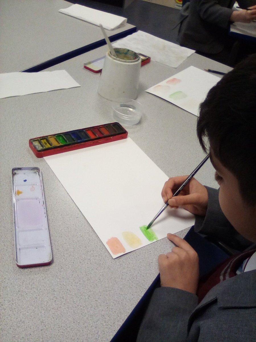 SgsYear4's tweet photo. Year 4 had an introduction to watercolour today, exploring different effects and finishes 🖌 #SGSArtDep #SGSPrep https://t.co/UQ03f0ng95