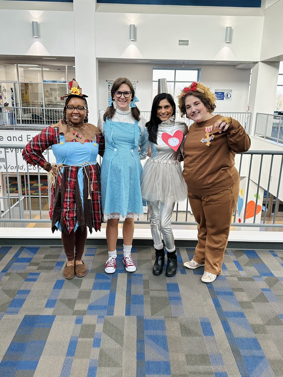 We continue to celebrate literacy this month with fairy tale day here at the Ridge!! Love this team!✨📚🎉#Readathon @HickoryRidgeES @CabCoSchools
