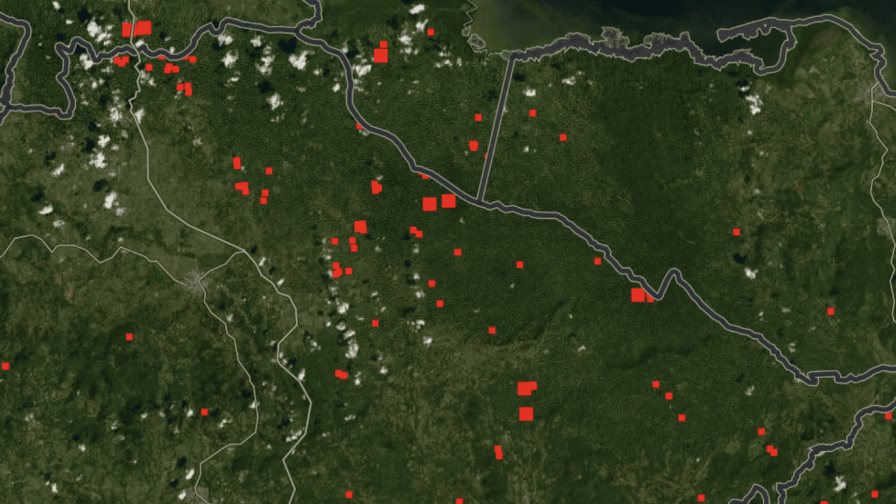 Arde de nuevo el Parque Nacional Los Haitises dlvr.it/T33Qnf