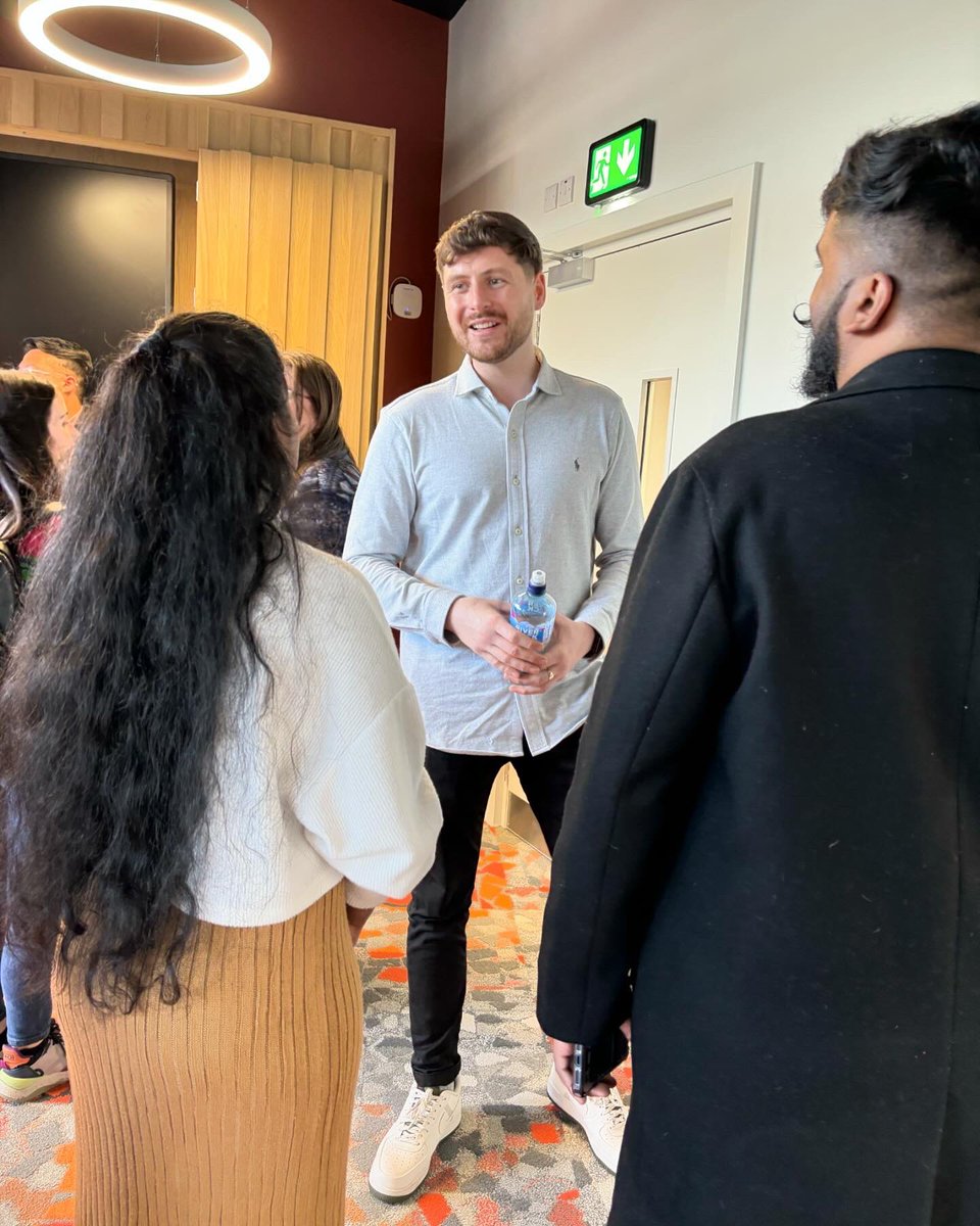 breenmurph's tweet image. Really enjoyed being invited by @uniofgalway to speak as part of a panel of alumni at today’s marketing event in the BizHub. 

It was great to be back on campus to talk all things Magnitu and share some of my experiences as a business owner. 

#alumni #marketing @magnitudigital