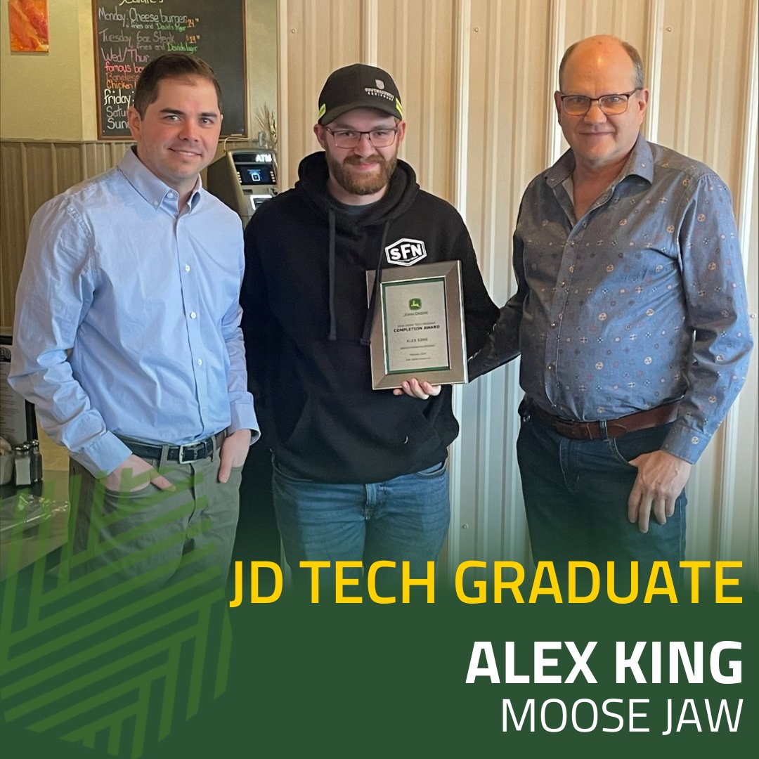 SouthCountryEq's tweet photo. We are proud to introduce our recent graduates from the JD Tech Program! Please join us in congratulating these four gentlemen on this great achievement!
#JDTech
@johndeere
@SaskPolytech https://t.co/qfF9sT1g2E