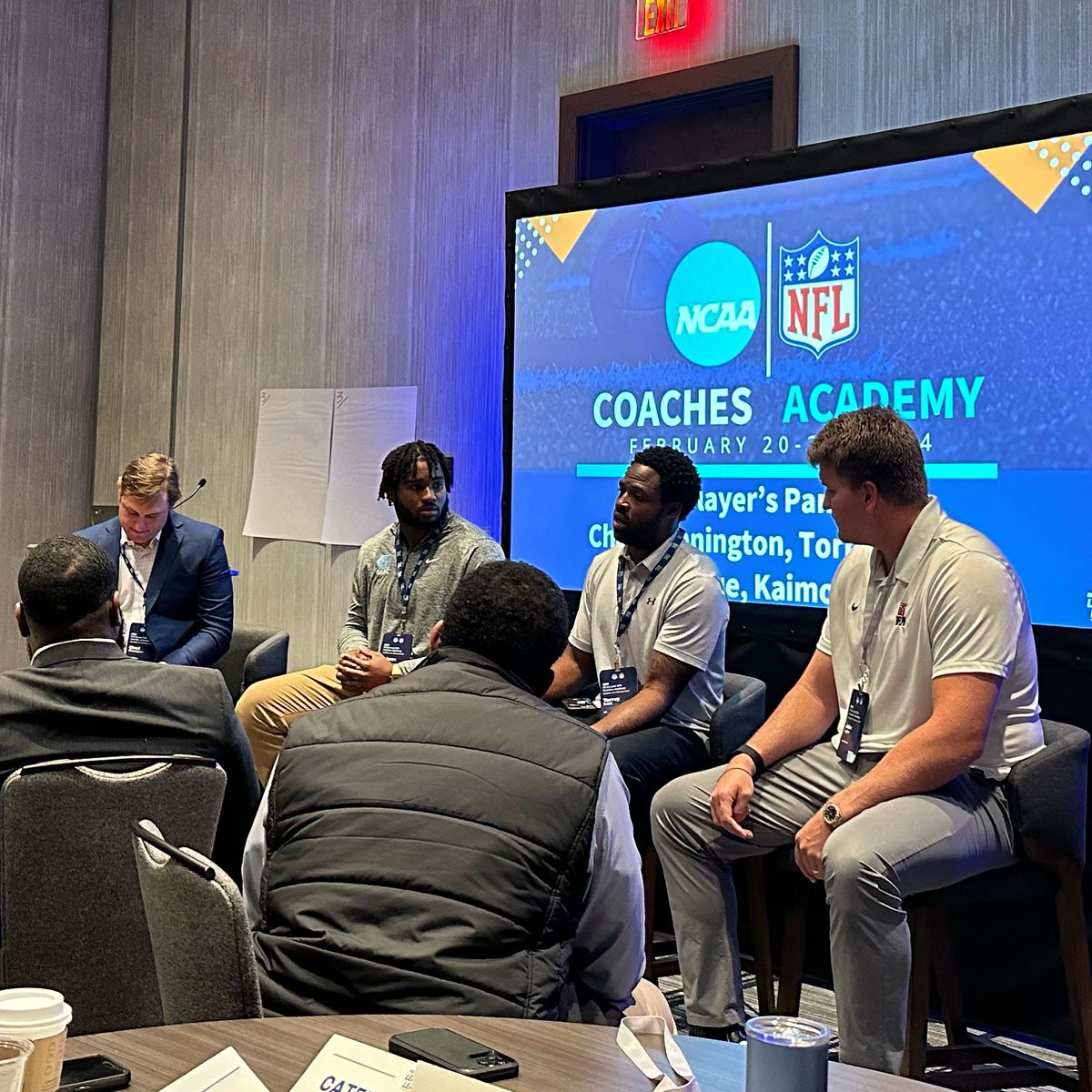Great players panel with @ChadPennington, @_kruck75_ , @TorreySmithWR , & @theJohnLeglue about helping student athletes deal with the pressures of Social Media at the NCAA and NFL Coaching Academy @ChrisBober @cpfootball