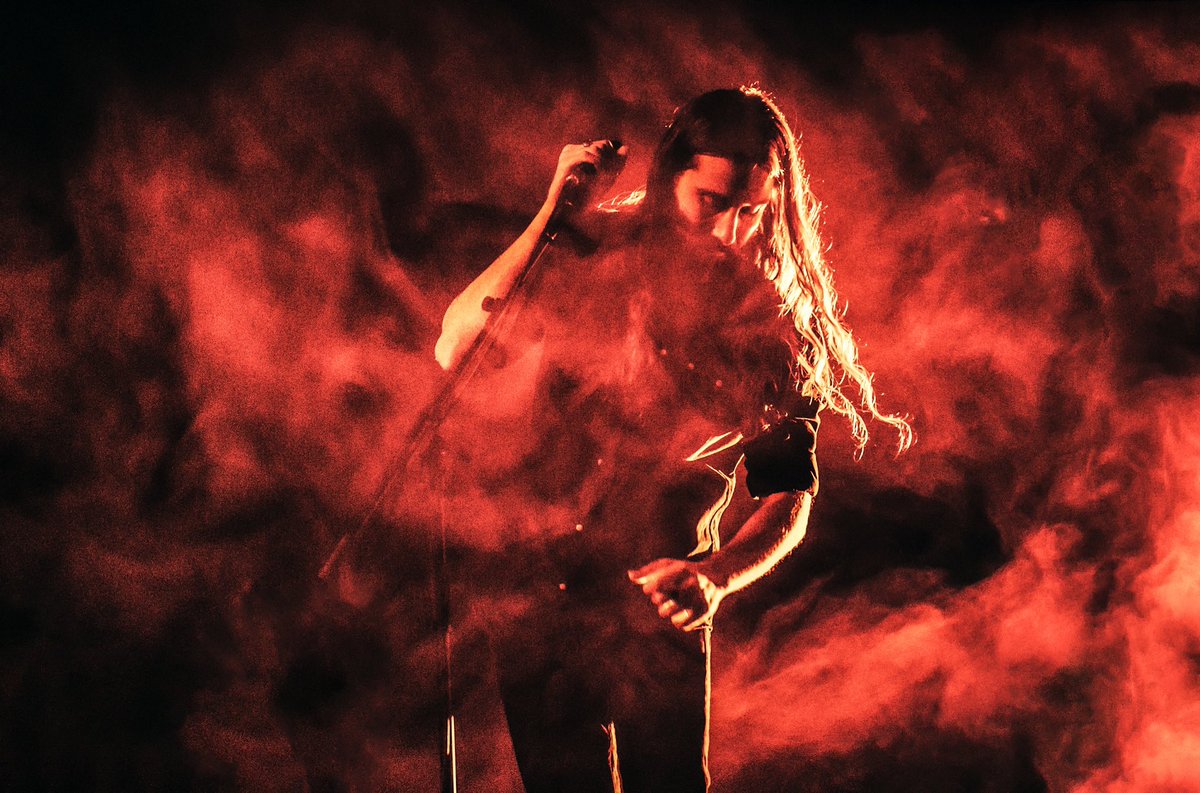 The EU/UK and US Feel Alright Tour are all ON SALE NOW! Thank you to everyone who has bought tickets so far! If you still need yours, ticket link in bio. 

I am SO  unbelievably excited to go back out on tour and sing for you all! Which city will I see you in?
📸: <a href="/shamrockraver/">Livia Văduva</a>