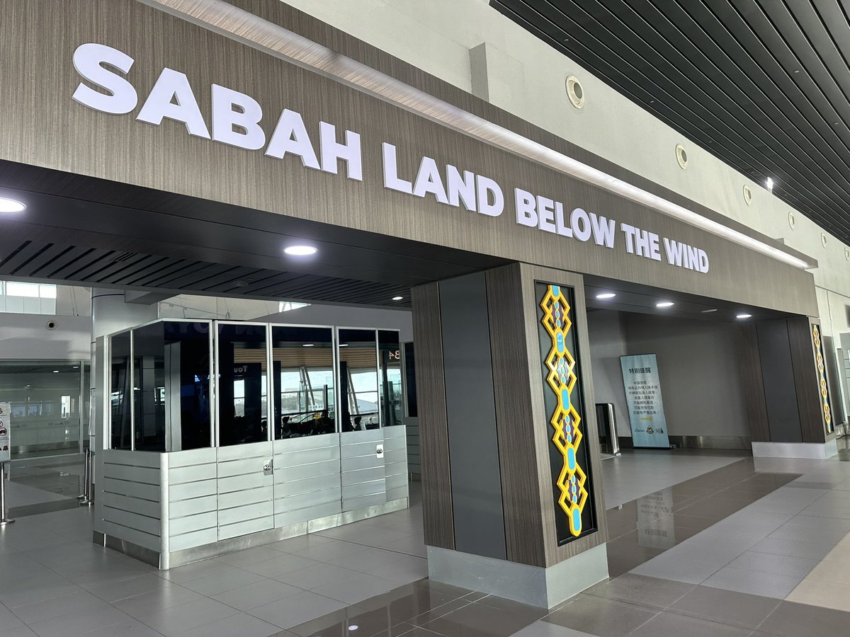 CathayanC's tweet image. Land below the wind 风下之乡