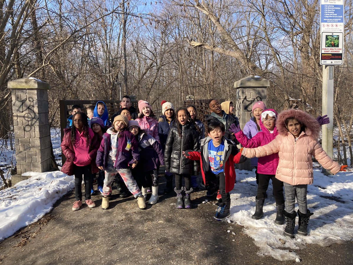 Mrs. Ginn BFA tweet media