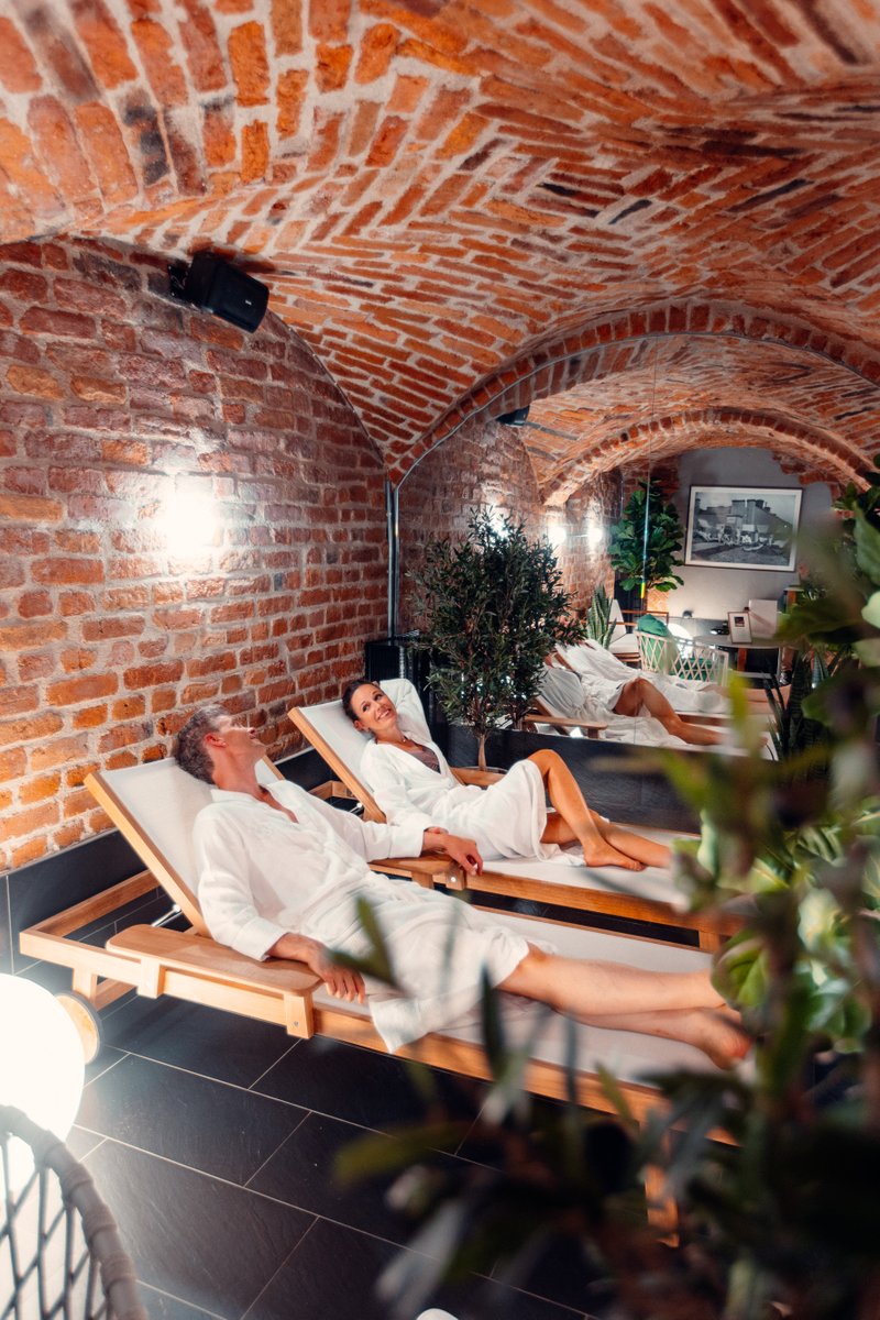 Soak in every moment with your beloved at the enchantingly soothing underground spa at #HotelReisen
