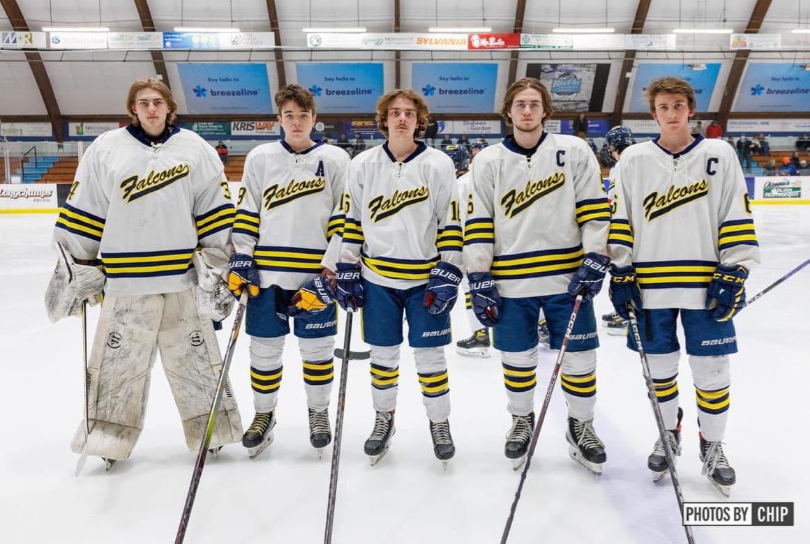 BowFalconsHockey tweet media