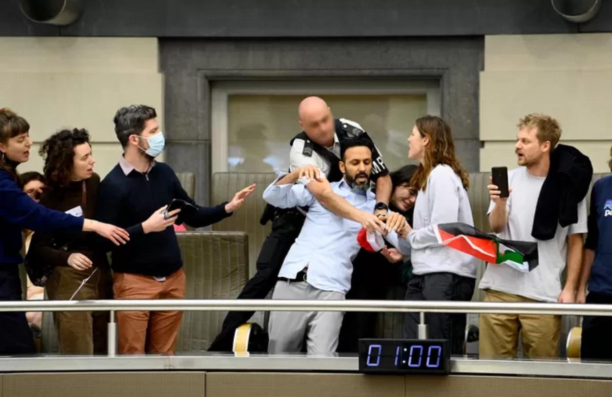 Julie Steendam tweet media