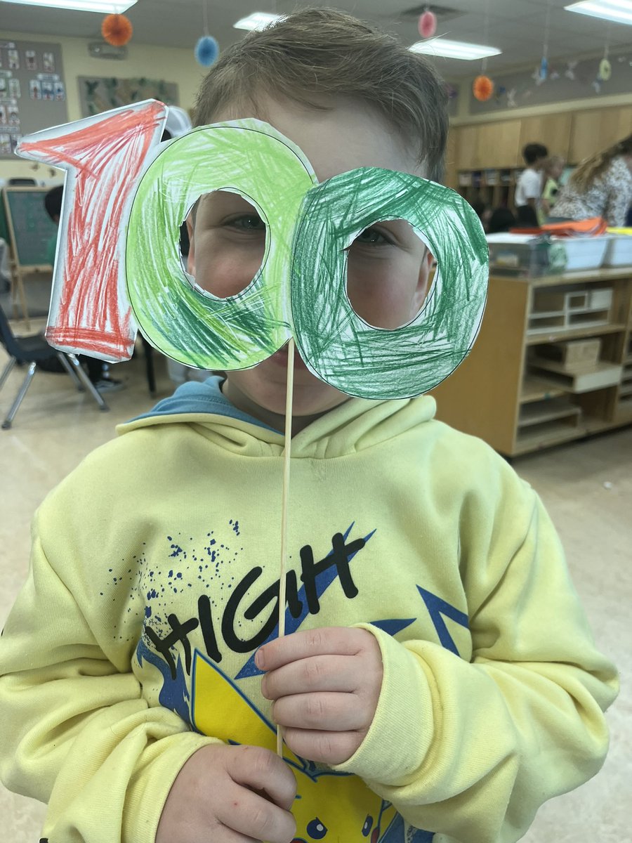 Mrs Maziak tweet media