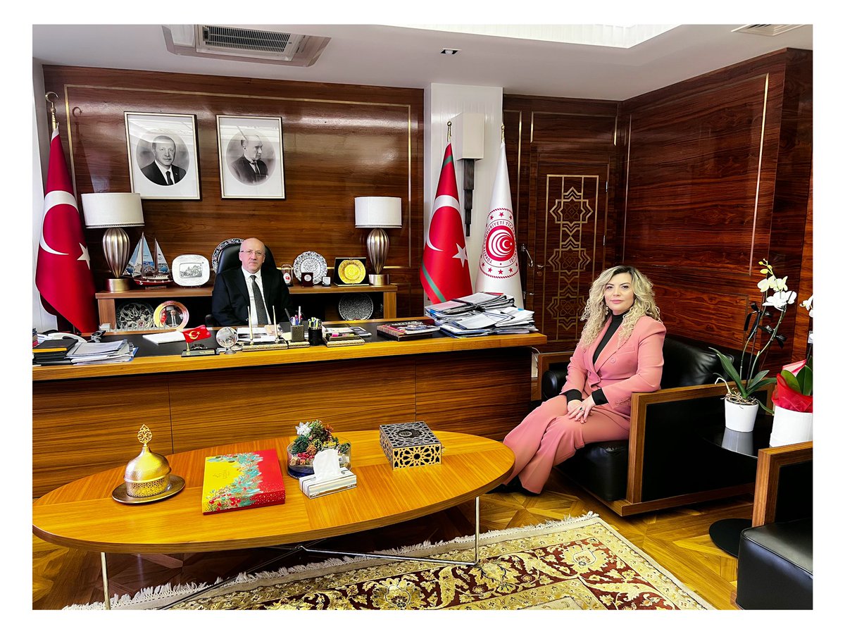 Ticaret Bakan  Yardımcımız hemşehrimiz Sn. Sezai UÇARMAK Beyi makamında ziyaret ettik. Nazik kabulleri için teşekkür ederim.