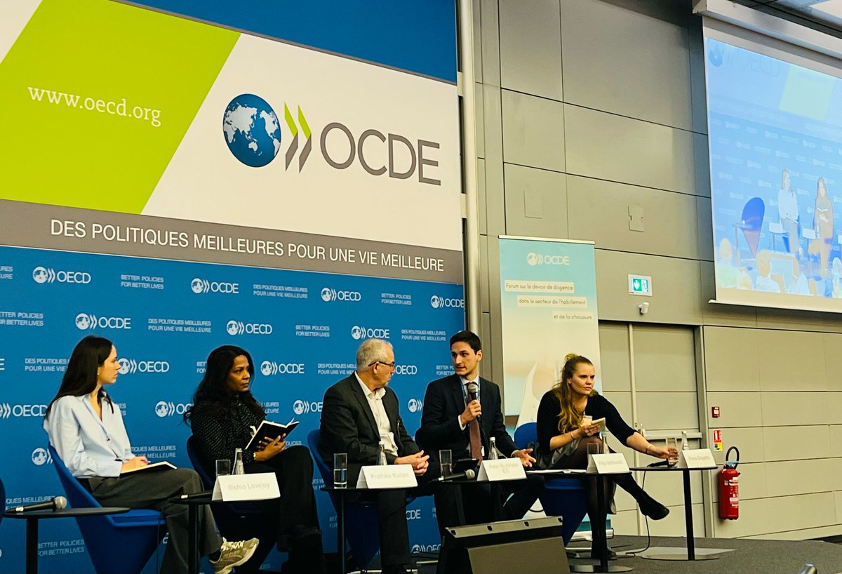 Boosting wages in the garment industry is achievable only by respecting fundamental principles of freedom of association and collective bargaining. There is no other shortcut to #LivingWages in #supplychains but worker empowerment! #OECDrbc