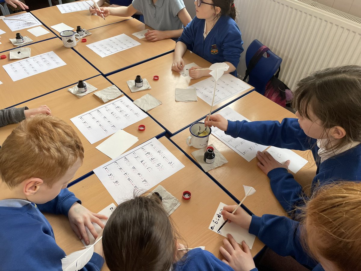 Primary 5 had a fantastic day taking part in @RosslynLearning Medieval History day. Lots of new skills learned - carving, calligraphy and weaving!