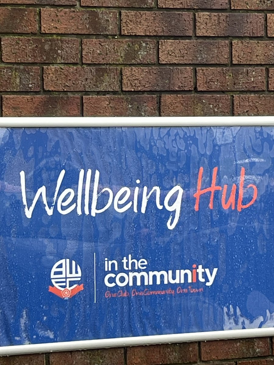 Oh Wow….  Despite hair disaster, double chin… bad photo… what a morning…! We are <a href="/GMMH_NHS/">Greater Manchester Mental Health</a> strenthening relationship and the gifts of partnerships  with <a href="/OfficialBWFC/">Bolton Wanderers</a>  the gift of meaningful collaboration for Bolton #TeamCAMHS