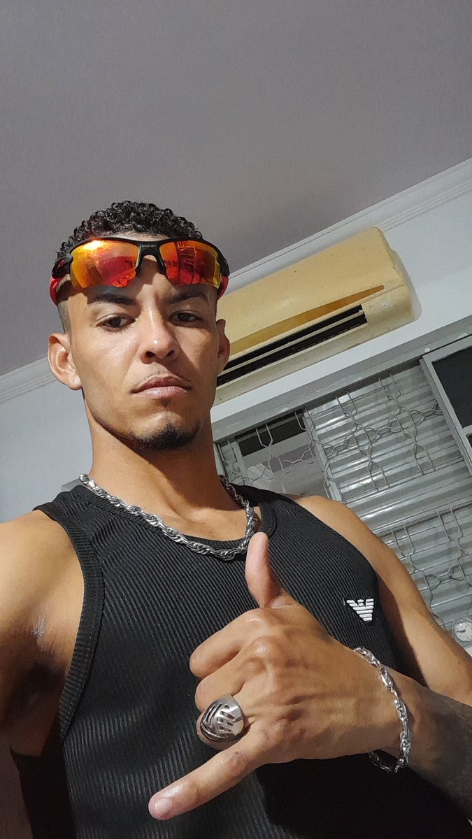 Minha vida agitada ,meu pique é de tralha falam da minha vida e eu lucro com isso