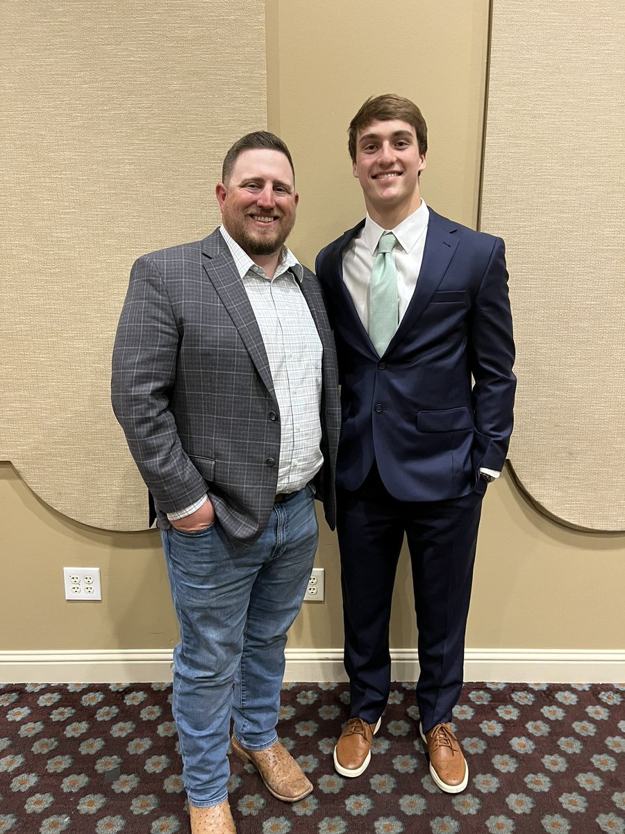 Congrats to <a href="/JohnCrawford34/">Johnny Crawford</a> for being a finalist today at the <a href="/HoustonTDClub/">Houston TD Club</a> Scholar Athlete Awards!!! We are very proud of Johnny and all he has achieved!!! Many great things are ahead!!! <a href="/StratfordFB1/">Stratford Spartan Football</a> #SpartanPride #StudentAthlete #ETRTW