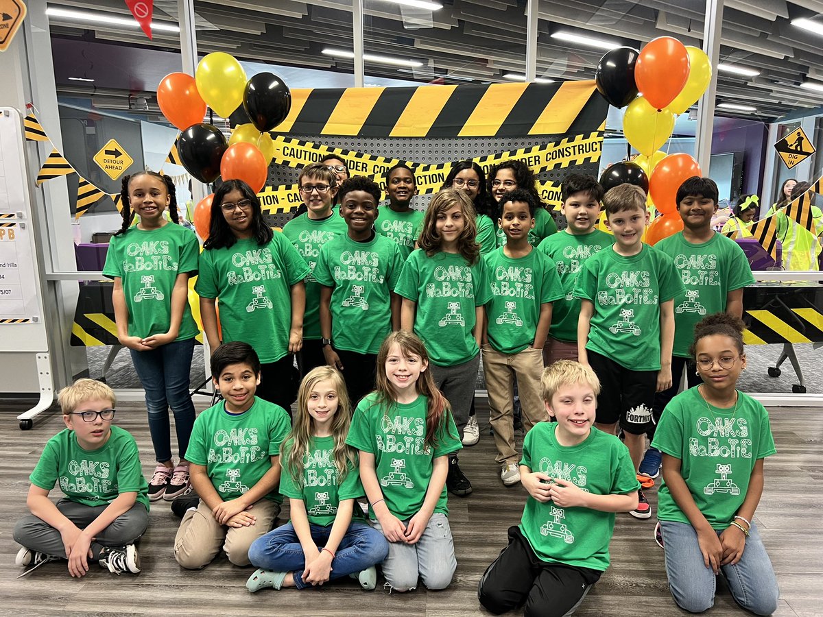 MTharling's tweet photo. So proud of Oaks Robotics at their competition today!@HumbleISD_OE https://t.co/MNTTSVL3X3