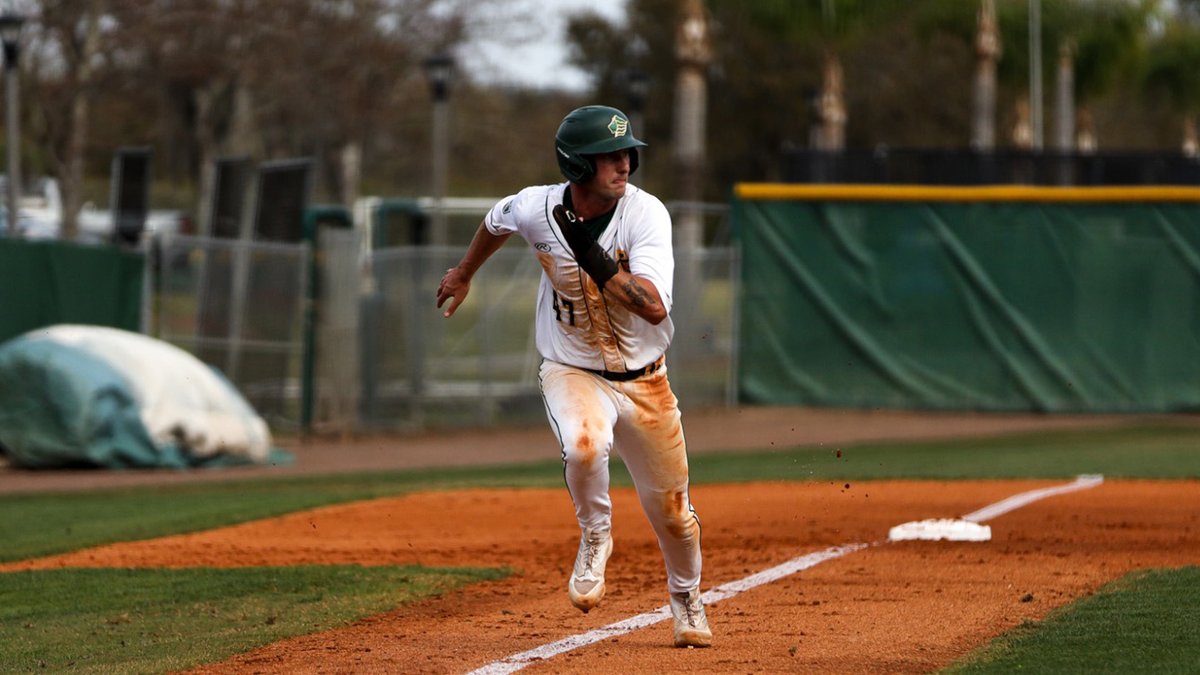 #🔟 
 
@saintleobase jumps to #10 in the latest <a href="/NCBWA/">NCBWA</a> Poll!!

🔗bit.ly/3UL52mX 

#GOLIONS 🦁 | #SAINTLEO1PRIDE🦁
