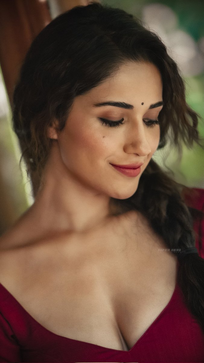 GG44tg4XkAA4C5h?format=jpg&name=medium