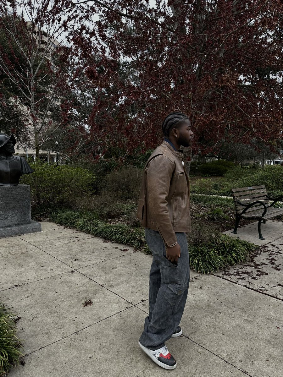 TMobuse's tweet image. Where we at wit it