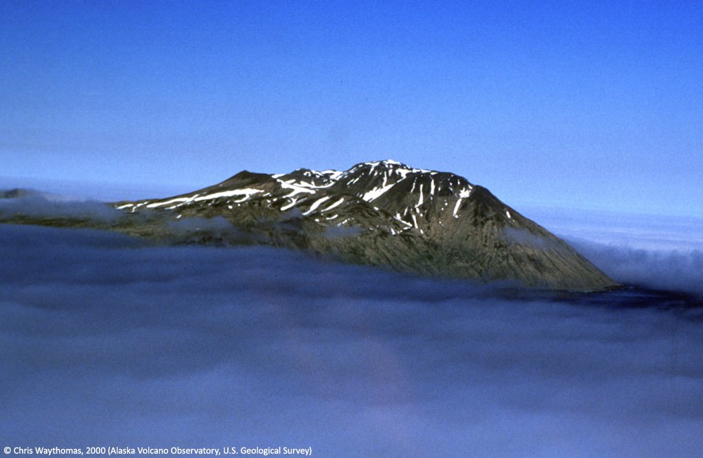 raspishake's tweet photo. #Volcano of the week: the #Adagdak #stratovolcano in #Alaska, #USA.
It is located at the NE tip of #Adak Island and it consists of a small stratovolcano capping on an older #shieldvolcano with a #lavadome filling the summit crater. ➡️ https://t.co/7OuUYlYGr8 https://t.co/8LYBLNoSZH