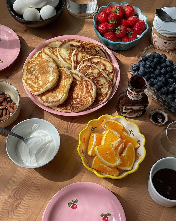 liIacdaisy's tweet photo. breakfast with friends https://t.co/zcuQOkOR66