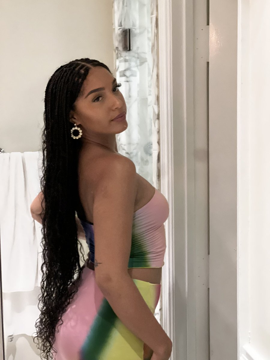 alexandra 🖤 (@adesro2) on Twitter photo 