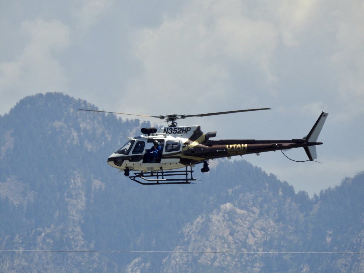 SLCScanner's tweet image. Thanks for giving them the recognition they deserve. They are the best and get very little credit for the work they do. Without them 9/10 suspects would get away. Such an asset to have them. @UtahDPS @UTHighwayPatrol #Star7 #Star8 #Star9 thanks for all you do.