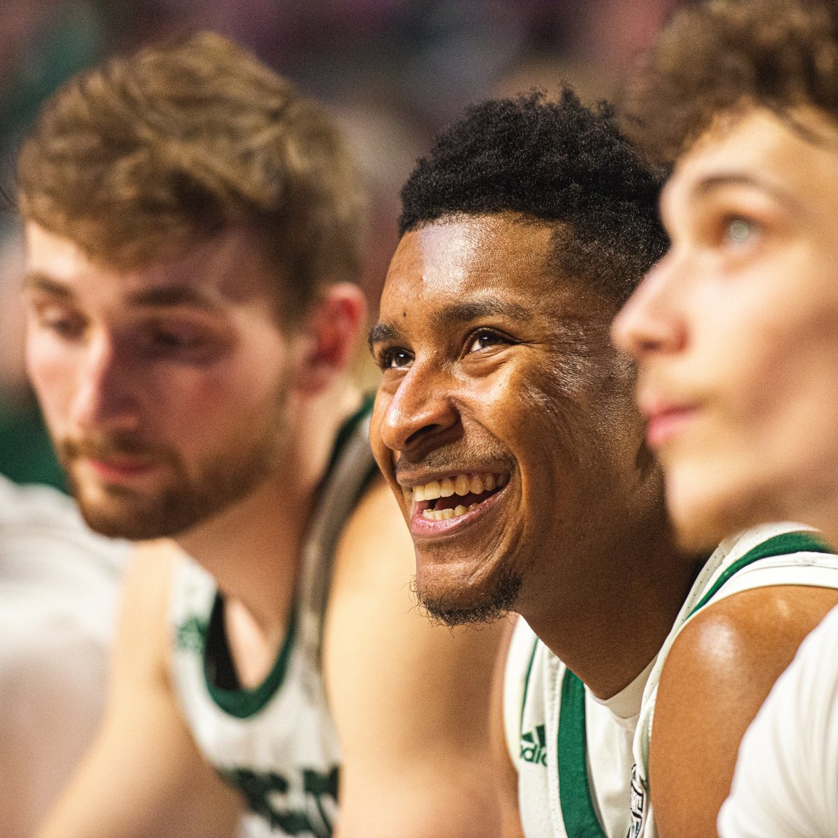 ohiou's tweet photo. Get out the brooms! 🧹

@OhioMBasketball defeated Kent State 63-57 last night to complete the first regular season sweep against the Golden Flashes since 2013! 🏀😼

#OUohyeah https://t.co/ZauY0hQrQw
