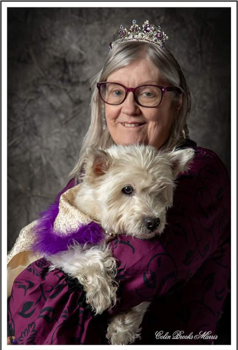 Heirloomstyles's tweet photo. @Thruthelensandmore Colin Marris, thank you so much for the wonderful picture of Fluffy and myself at Whitby steampunk weekend https://t.co/IyryYMbZA9 https://t.co/gYW9aUCGEu