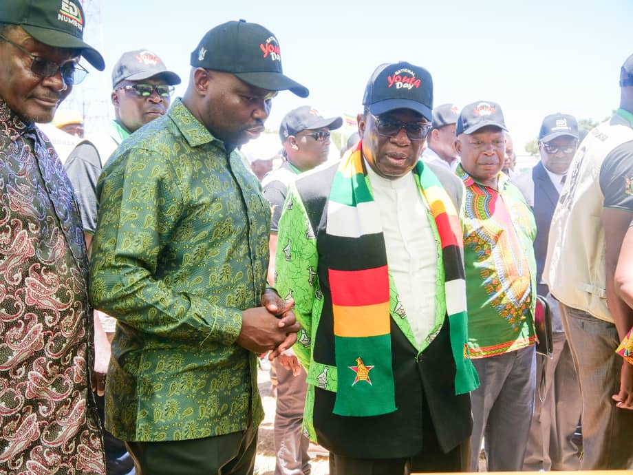 ZANUPF_Official's tweet photo. HIS EXCELLENCY THE PRESIDENT OF ZIMBABWE CDE D.R E.D MNANGAGWA OFFICIATES AT THE NATIONAL YOUTH DAY CELEBRATIONS

Live @ Mushagashe Vocational Training Centre

_________________________
#YouthsForVision2030
#ZIM1
#NyikaInovakwaNeVeneVayo
#IlizweLakhiwaNgabanikaziBalo https://t.co/Xh5zeXOVki