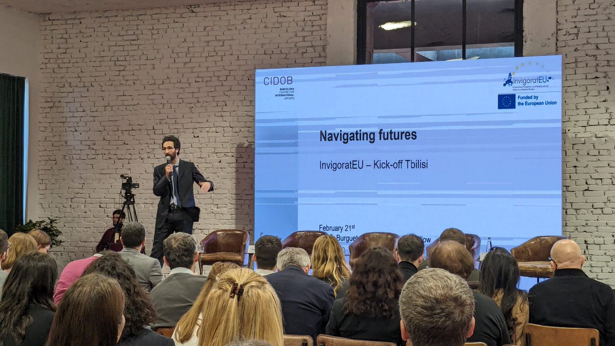 How to reform the EU’s enlargement policy in a new geopolitical phase? The second day of the #InvigoratEU kick-off conference has analised the geopolitical challenges and opportunities for the EU and the Western Balkans, Georgia, Ukraine and Moldova
🔗bit.ly/InvigoratEU_Ki…