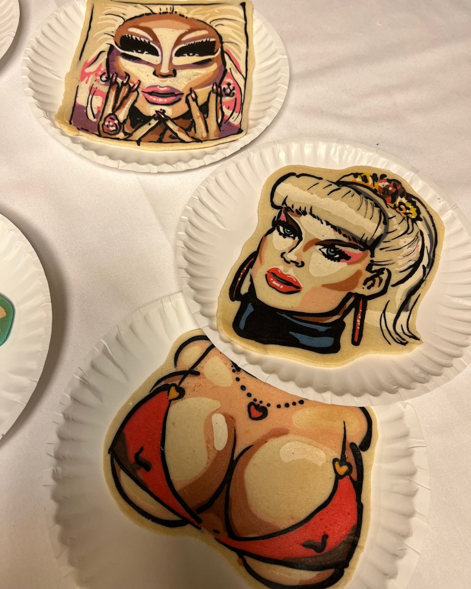 On #NationalPancakeDay, what better way to celebrate than remembering when we had an amazing #pancake artist make us some delicious @Trixie_Mattel, @Katya_Zamo, and @thekellymantle pancakes! Which would you eat first?