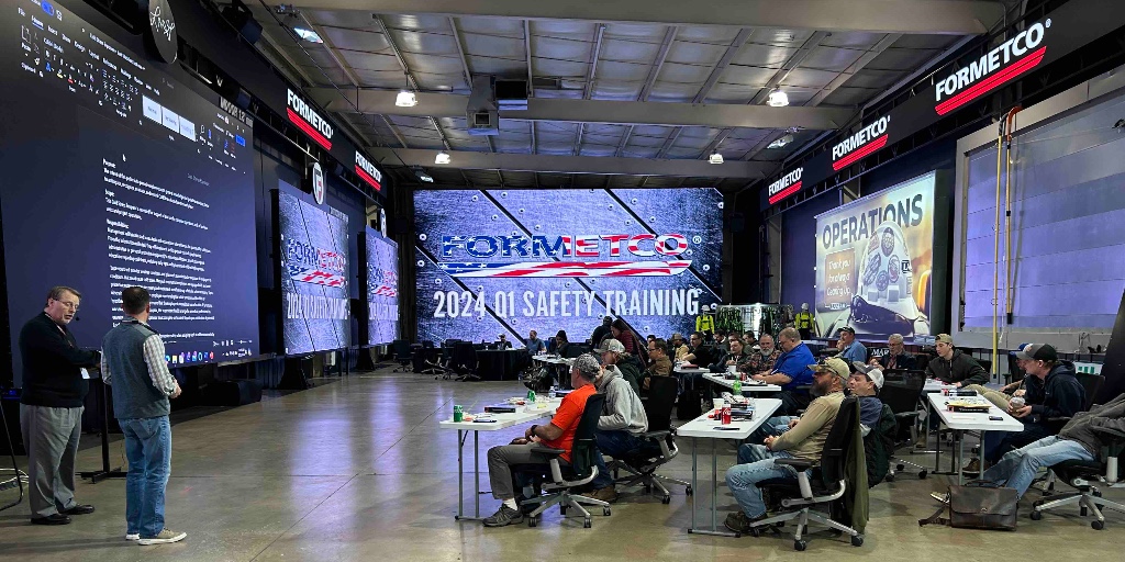 Formetco's tweet photo. Day 2 of safety class is keeping us busy with OSHA content, touring our digital campus, CPR/First Aid training, and climbing ahead.
#Formetco #FormetcoSafety #FormetcoSelects #SafetyTraining #OSHA #FirstAidCPR #OOHSafety #OSHA https://t.co/gMSM7hrsjx