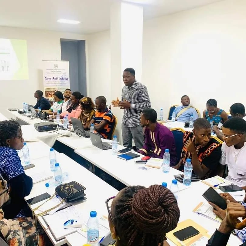 Environmental Education and Civic Engagement for #ClimateAction Leadership workshop in Douala Cameroon.

We are empowering young people and building leaders for a sustainable and equitable 🇨🇲 

#leadership #climatejustice