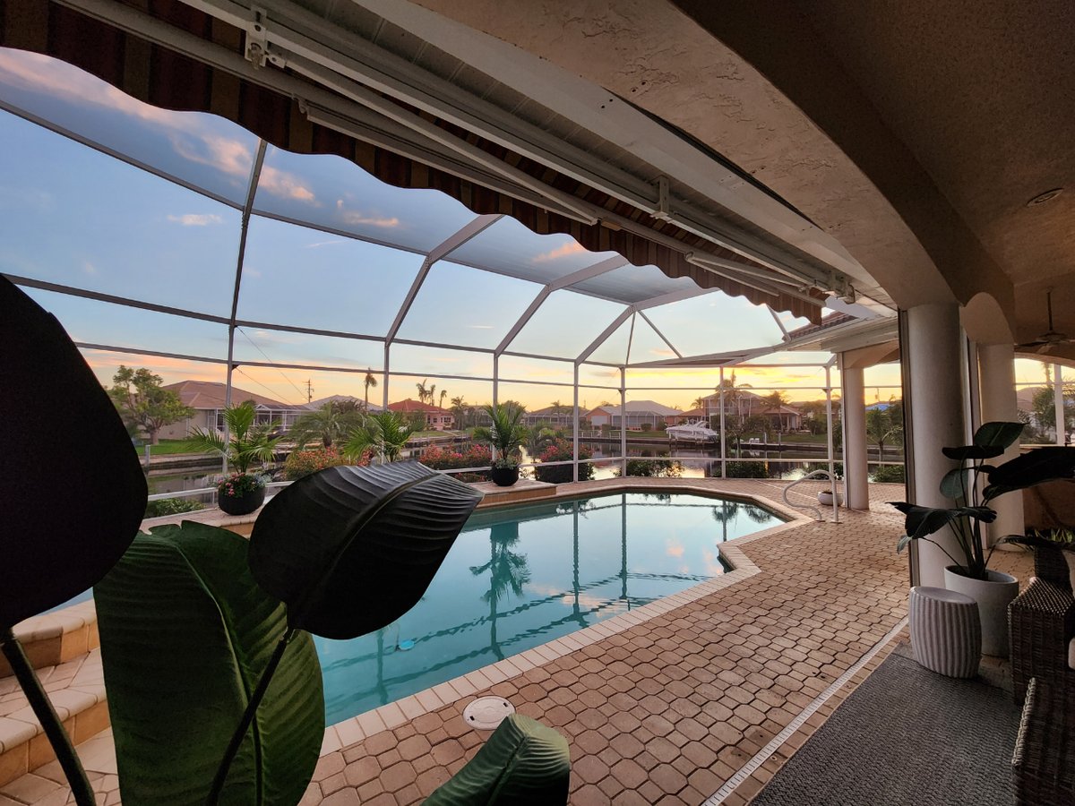 BRescreen's tweet photo. Revamp your Naples, FL outdoor retreat with The Best Rescreen Company!

🌟🏝️ Connect at (239) 344-7774 for a FREE estimate on lanai and pool cage screens.

Dive into possibilities at https://t.co/d89ktGlvkz!

 #OutdoorRevival #ScreenMagic #NaplesFLParadise https://t.co/S3LK5XT6oQ