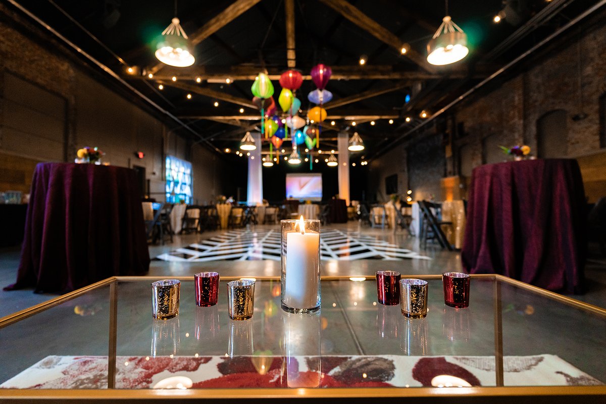 We love this festive look! 🏮 We now offer the lanterns look as an in-house decoration add-on for your special event! Get information about our rentals at thebrightsideweddings.com #shineondayton #discoverdayton