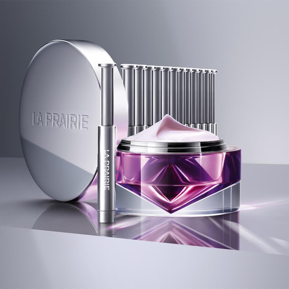 Sevil_Parfumeri's tweet image. Cildinizin gençlik ışıltısını geri kazanın! 

Hücresel terapilerden ilham alan La Prairie, cilt bakımında en son teknolojiler ışığında geliştirilen Platinum Rare Haute-Rejuvenation Mask’ı sunar.

#sevilgüzelliğindünyası #laprairie