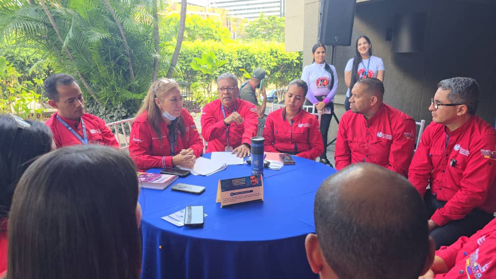 incanal_ve's tweet photo. 📍 #IncanalInforma|| ¡Debate de las 7T!
El Movimiento de Mujeres Manuelita Saénz de Incanal, desarrolló el análisis de las 7 Transformaciones impartidas por nuestro Presidente Constitucional Nicolás Maduro Moros, para la construcción de la Venezuela Próspera. https://t.co/RJr0kKjOBB
