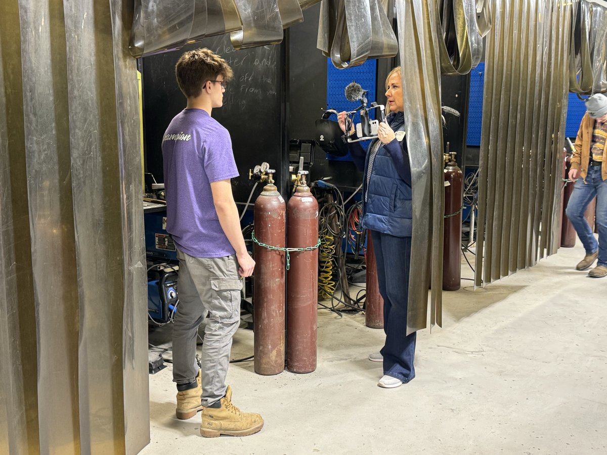 BOCES 2 CTE (@boces2cte) on Twitter photo π₯ BEHIND THE SCENES π₯
<a href="/SPECNews1ROC/">Spectrum News 1 ROC</a> Reporter <a href="/WendyMillsTV/">Wendy Mills</a> recently stepped into a welding booth with BOCES 2 CTE student Dino Battisti (<a href="/BrockportCSD/">Brockport CSD</a>) to chat about the value of CTE programs.
See the story and inside the welding classroom at spectrumlocalnews.com/nys/rochester/β¦ π₯ BEHIND THE SCENES π₯
<a href="/SPECNews1ROC/">Spectrum News 1 ROC</a> Reporter <a href="/WendyMillsTV/">Wendy Mills</a> recently stepped into a welding booth with BOCES 2 CTE student Dino Battisti (<a href="/BrockportCSD/">Brockport CSD</a>) to chat about the value of CTE programs.
See the story and inside the welding classroom at spectrumlocalnews.com/nys/rochester/β¦