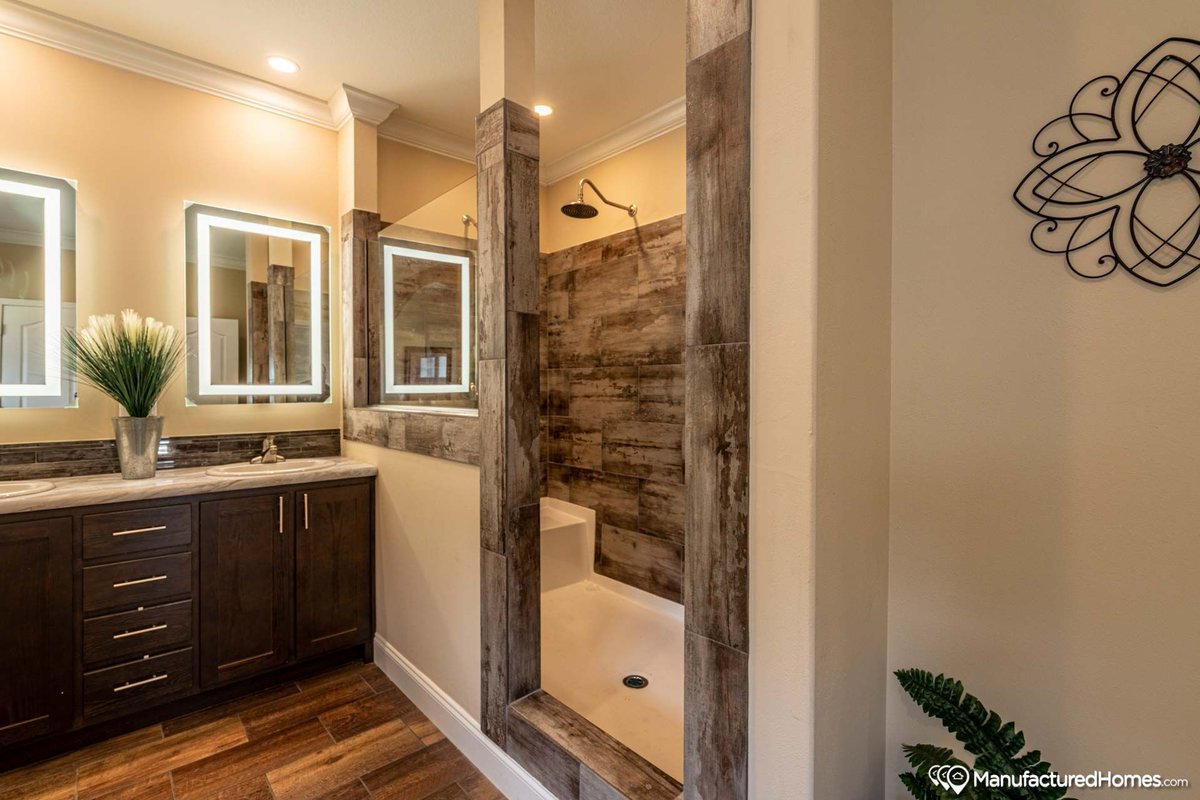 HOME OF THE DAY: CYPRESS MANOR / 0643A
3 Beds • 2 Baths • 1941 Sq Ft by Freedom Homes of Milton
Call &amp; Ask for the Home of the Day
Check out this home at myfloridamanufacturedhome.com/manufactured-h…