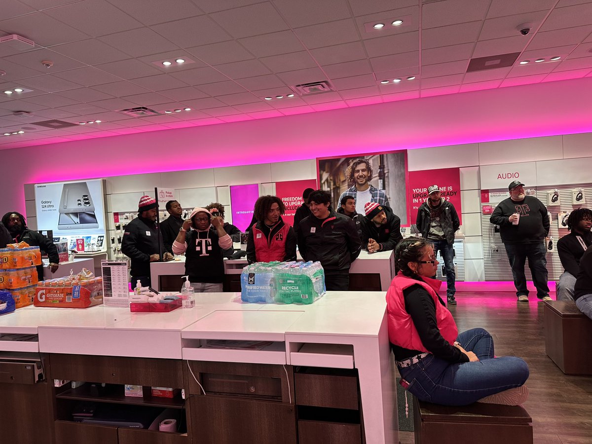 Amazing Q1 All Hands with Central MI Great Lakes ⭐️⭐️⭐️⭐️⭐️⭐️ @jmattd5 <a href="/RickyVasquezMI/">Ricky Vasquez</a> <a href="/pedrobyers1/">Pedro Byers</a>