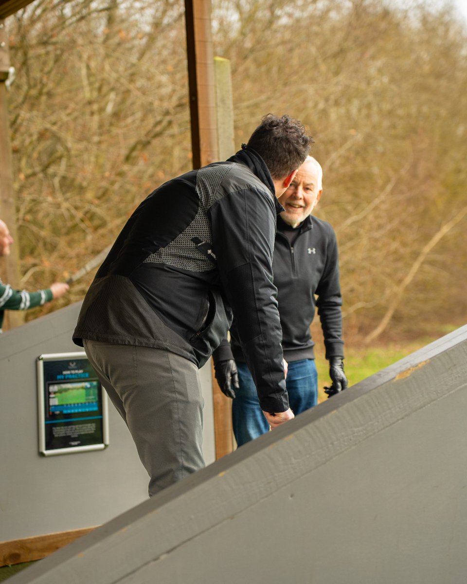 EssendonCCGolf's tweet image. Social Golf at Essendon. 😊 Supporting local and national charities is an endeavour our coaches and staff are pleased to embark on every year. We're proud to support @alzheimerssoc and @ParkinsonsUK, closely with @herts_golf, to offer fun and inclusive sessions.