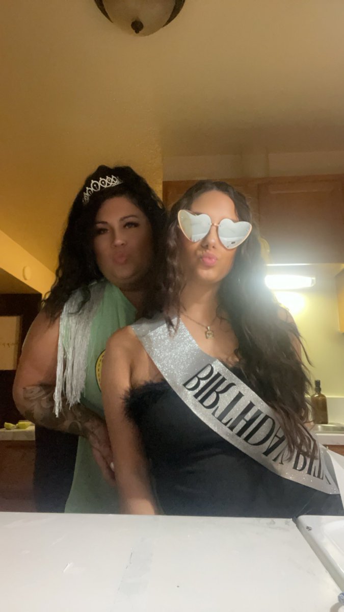 Jessi_leebby's tweet photo. Photo dump part one https://t.co/Ud6Z7Gtbkc