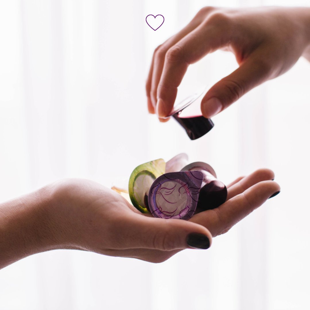 blsdcommunion's tweet image. Communion teaches us to #lovegenerously. Embrace the spirit of #Communion by considering how you can generously love and support those around you. Let's make love and generosity a daily practice, just as Communion is a regular reminder of #Godslove for us.