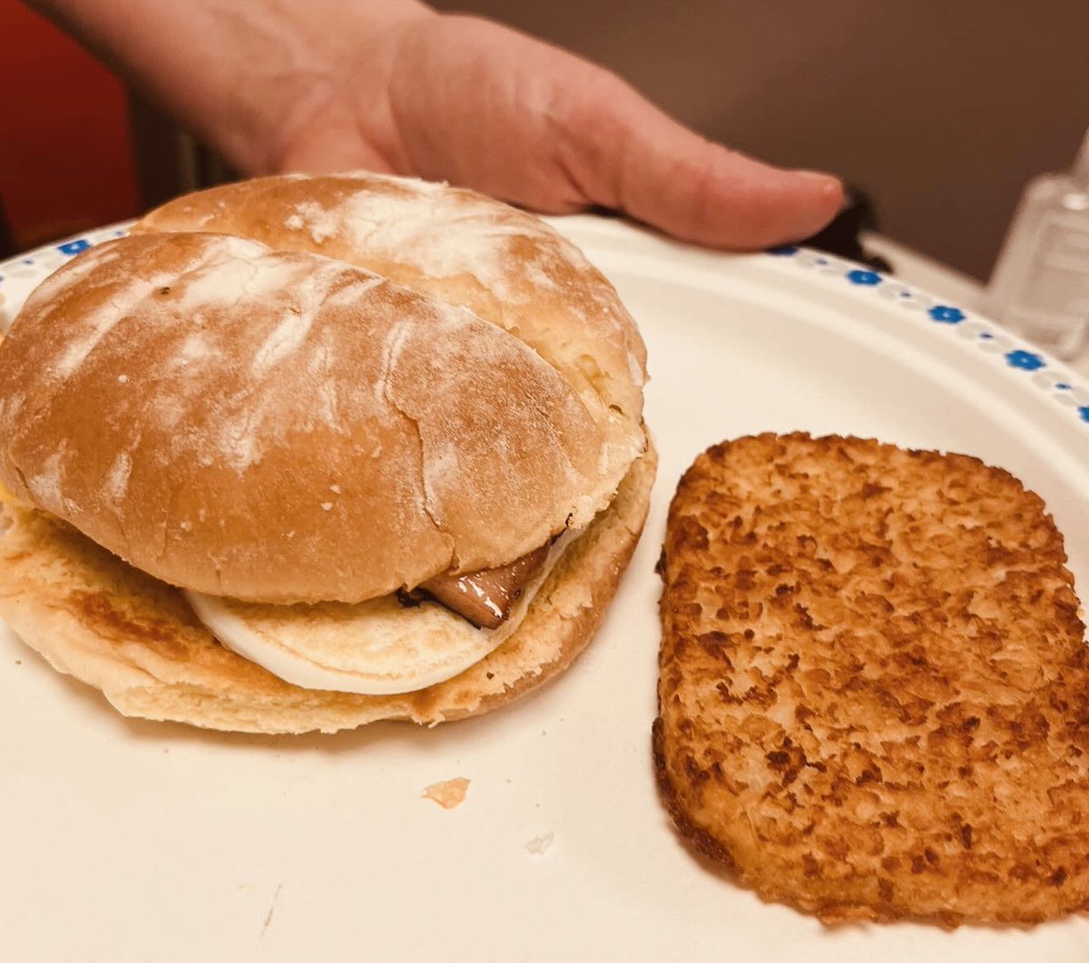 ThreeLinksFound's tweet photo. Shout out to @Tmurphywriter for her generous $250 donation which will provide 50 nutritious meals for our Sunday Breakfast Program guests! 🙏🏻#homelessness #unhoused #foodinsecurity #streetembedded https://t.co/NxxM19QLK4